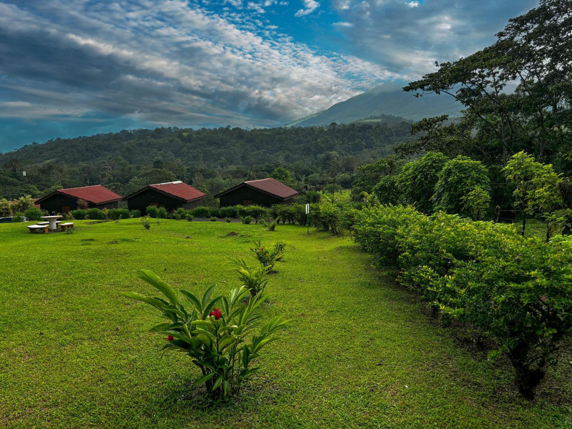 Arenal Roca Lodge & Bungalows La Fortuna Eksteriør bilde
