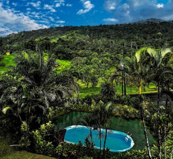 Arenal Roca Lodge & Bungalows La Fortuna Eksteriør bilde